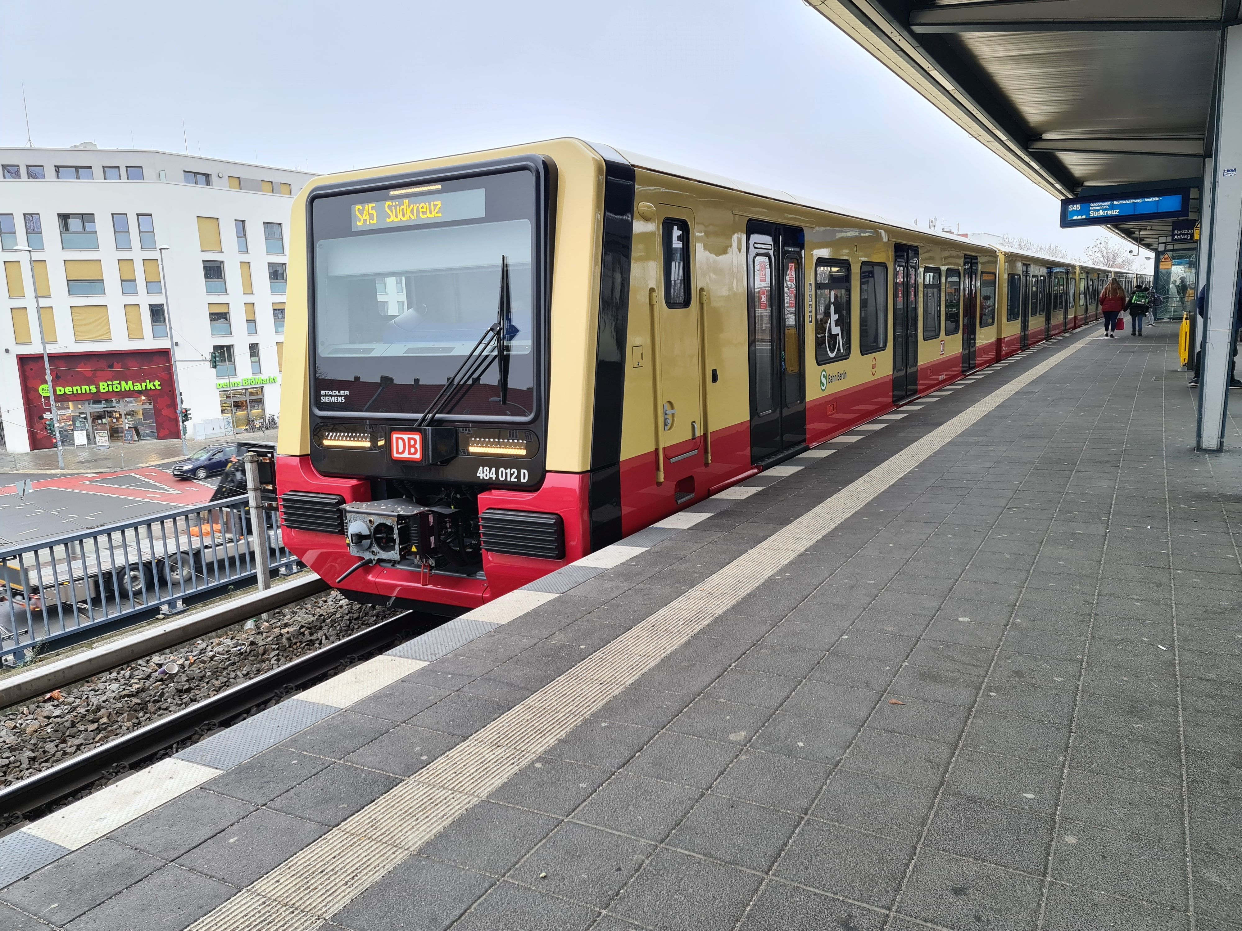 Foto: S-Bahn 484 002 D, Baureihe 483/484, Innotrans, Berlin, September 2018